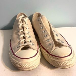 Men’s Converse size 11